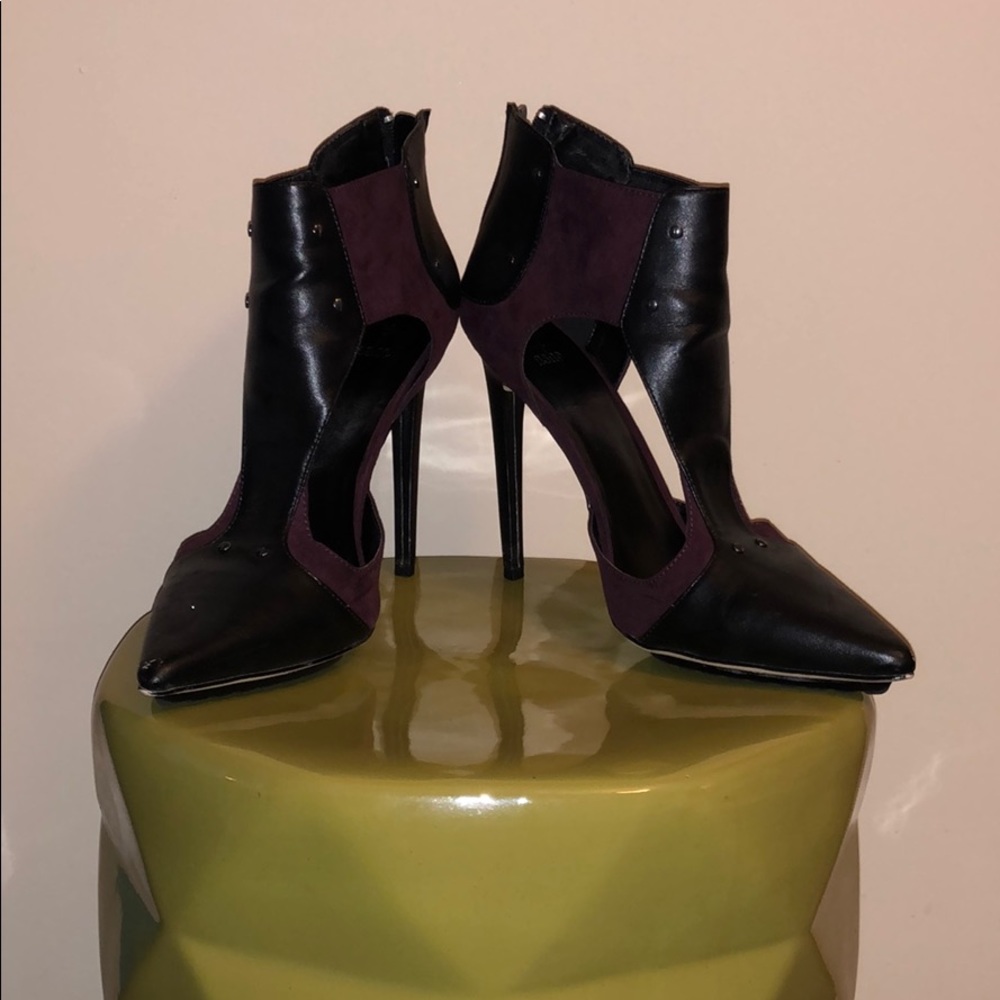 Cute heel.